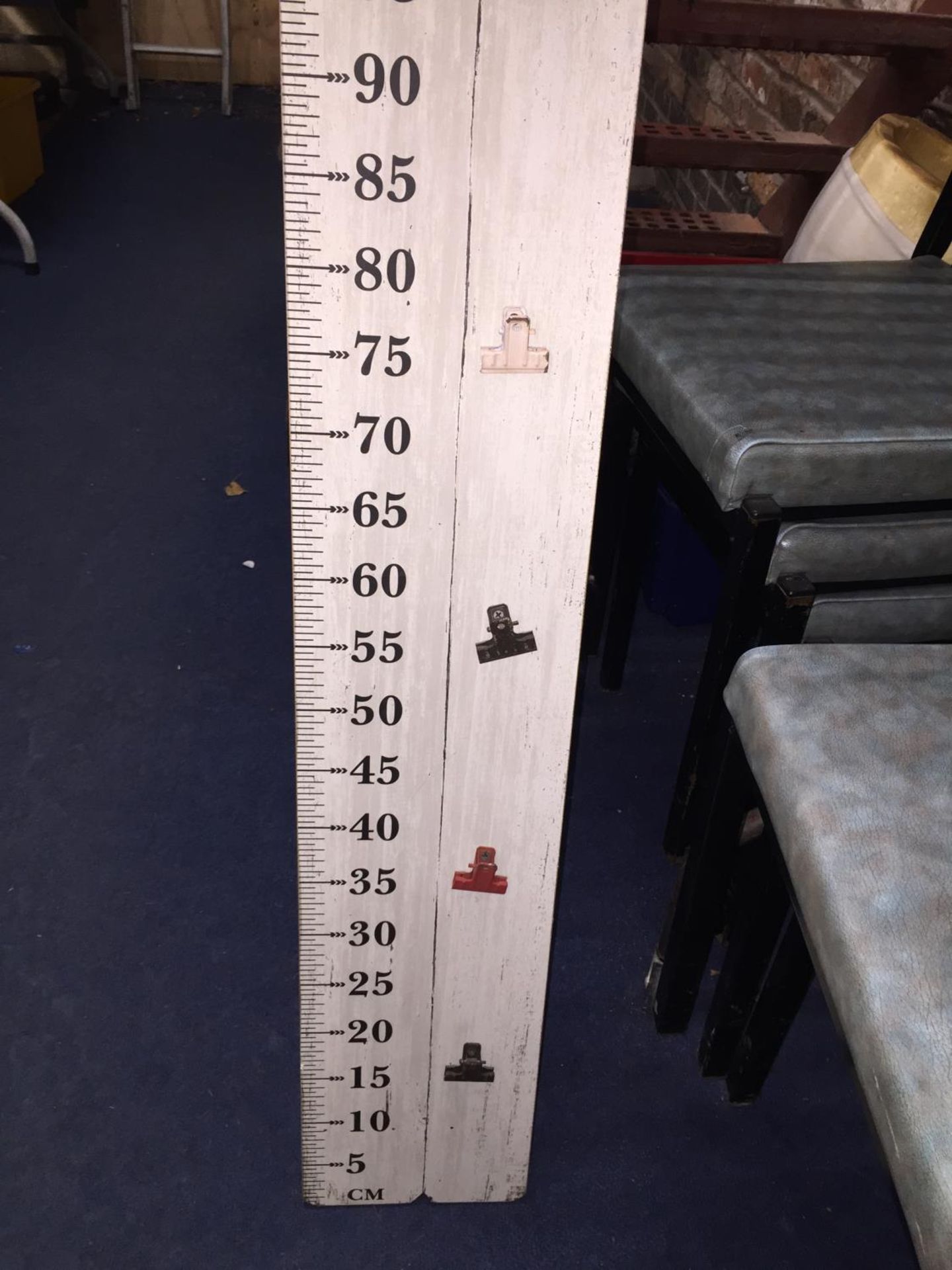 A FAIRGROUND MEASURING STICK MEASURING CHILDREN'S HEIGHT - Image 3 of 3