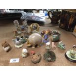 A COLLECTION OF MINIATURE ANIMAL FIGURES TO INCLUDE CATS, OWLS, PIGS, ETC
