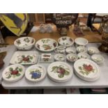 A LARGE QUANTITY OF PORTMEIRION 'POMONA' CERAMICS TO INCLUDE DINNER AND SIDE PLATES, DESSERT