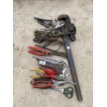 AN ASSORTMENT OF WRENCHES, SPANNERS AND PLIERS TO INCLUDE A SET OF STILSENS ETC
