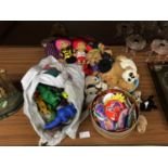 A QUANTITY OF LARGE AND SMALL POUND PUPPIES, A BAG OF DINOSAURS, VINTAGE 'TROLLS' AND A TIN OF