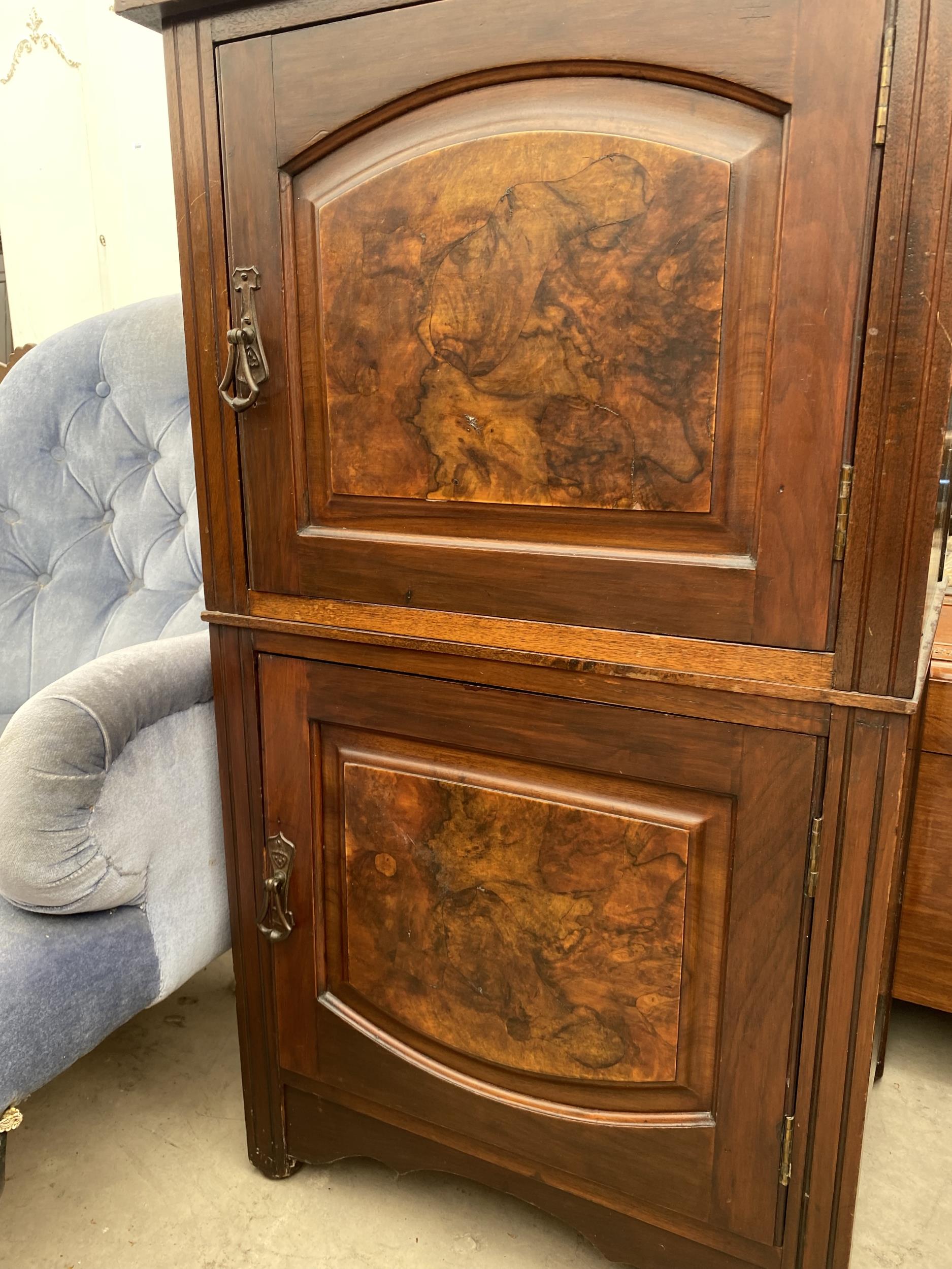 A LATE VICTORIAN TWO DOOR CUPBOARD, 23" WIDE - Image 3 of 3