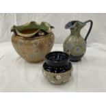 THREE CERAMIC ITEMS TO INCLUDE A LARGE DOULTON PLANTER, HEIGHT 20CM, A JUG 22CM AND A LOVATTS