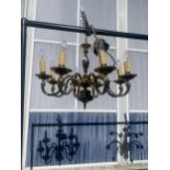 AN EIGHT BRANCH CHANDELIER STYLE LIGHT FITTING