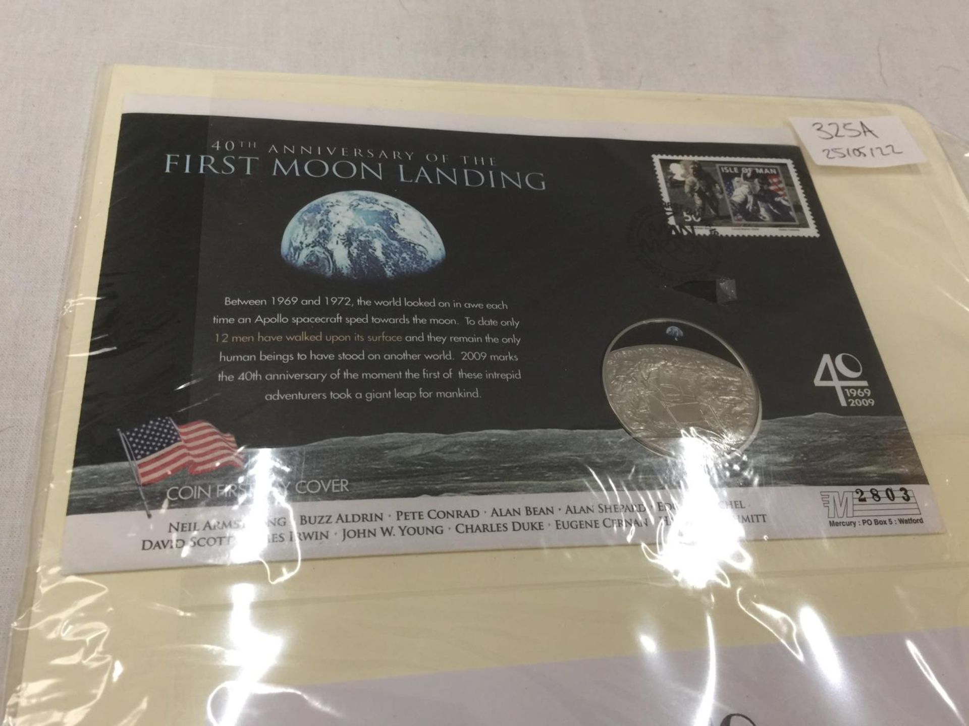A FIRST MOON LANDING COIN FIRST DAY COVER - Image 2 of 3
