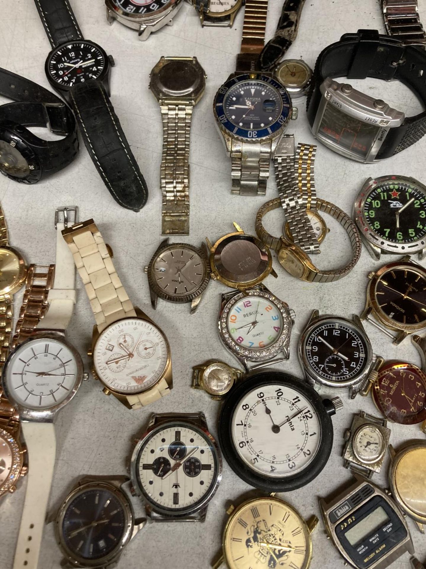 A QUANTITY OF VARIOUS WRISTWATCHES, FACES AND STRAPS TO INCLUDE LIMIT, ETC - Image 2 of 3