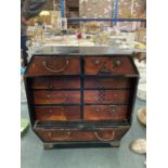 AN ORIENTAL STYLE SET OF DRAWERS - 1 MISSING THE HANDLE HEIGHT 29CM, LENGTH 29CM, DEPTH 14CM