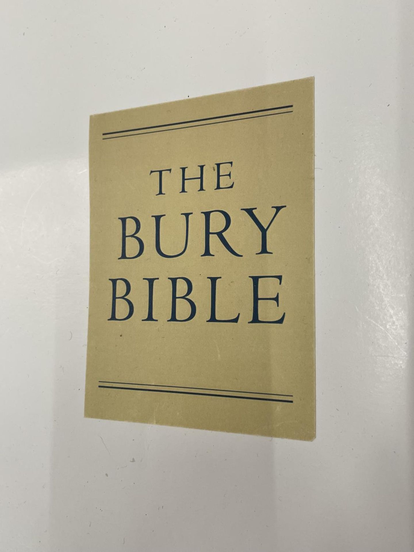 A FIRST EDITION BURY BIBLE BY R M THOMPSON PUBLISHED BY THE BOYDELL PRESS YUSHODO CO. LTD 2001 - Image 2 of 5