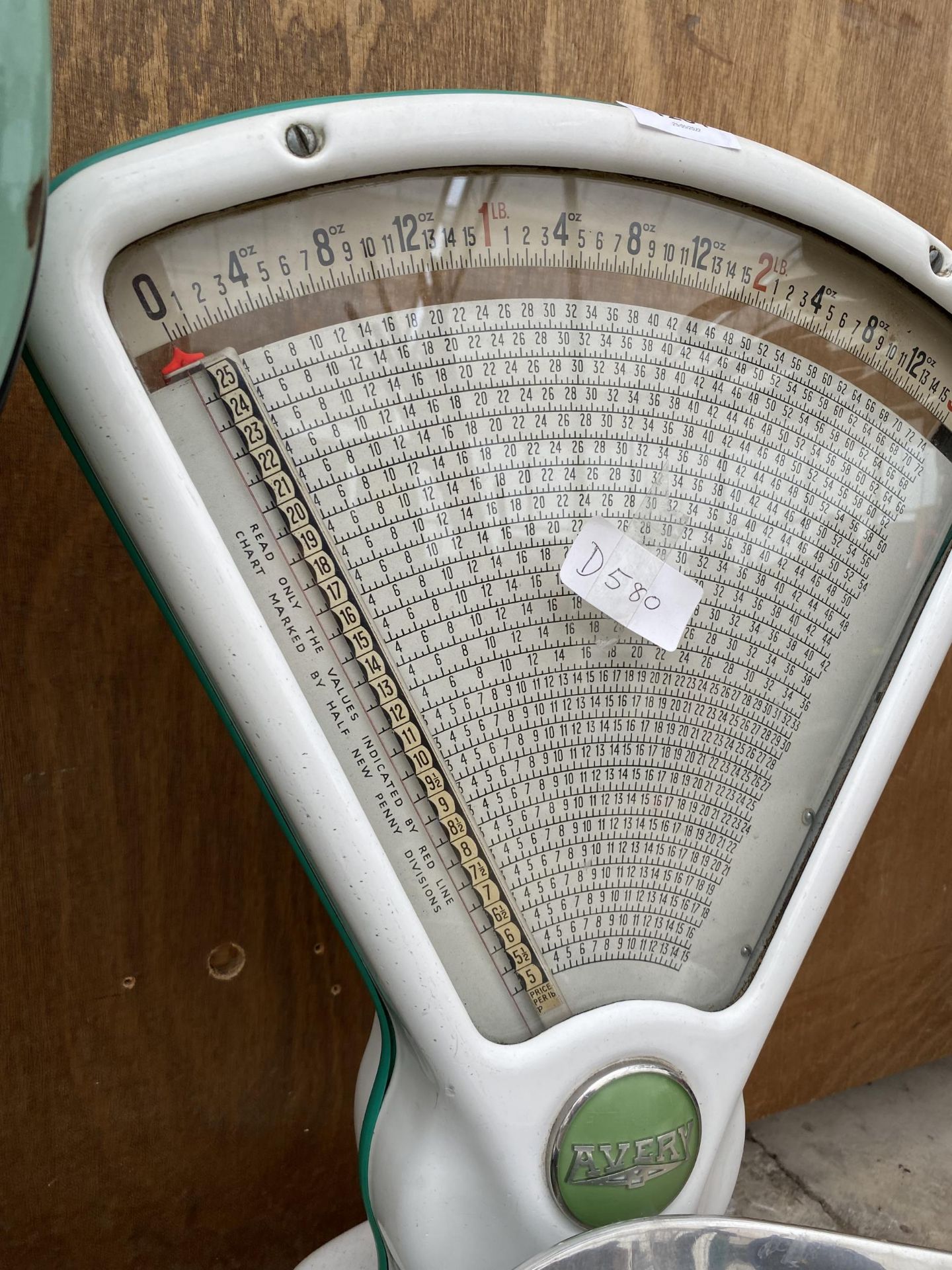 A SET OF VINTAGE AVERY SWEET SHOP SCALES - Image 3 of 4
