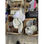 AN ASSORTMENT OF HOUSEHOLD CLEARANCE ITEMS TO INCLUDE TREEN AND CLOCKS