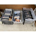 A LARGE ASSORTMENT OF STARS WARS BOOKS AND FACT FILES