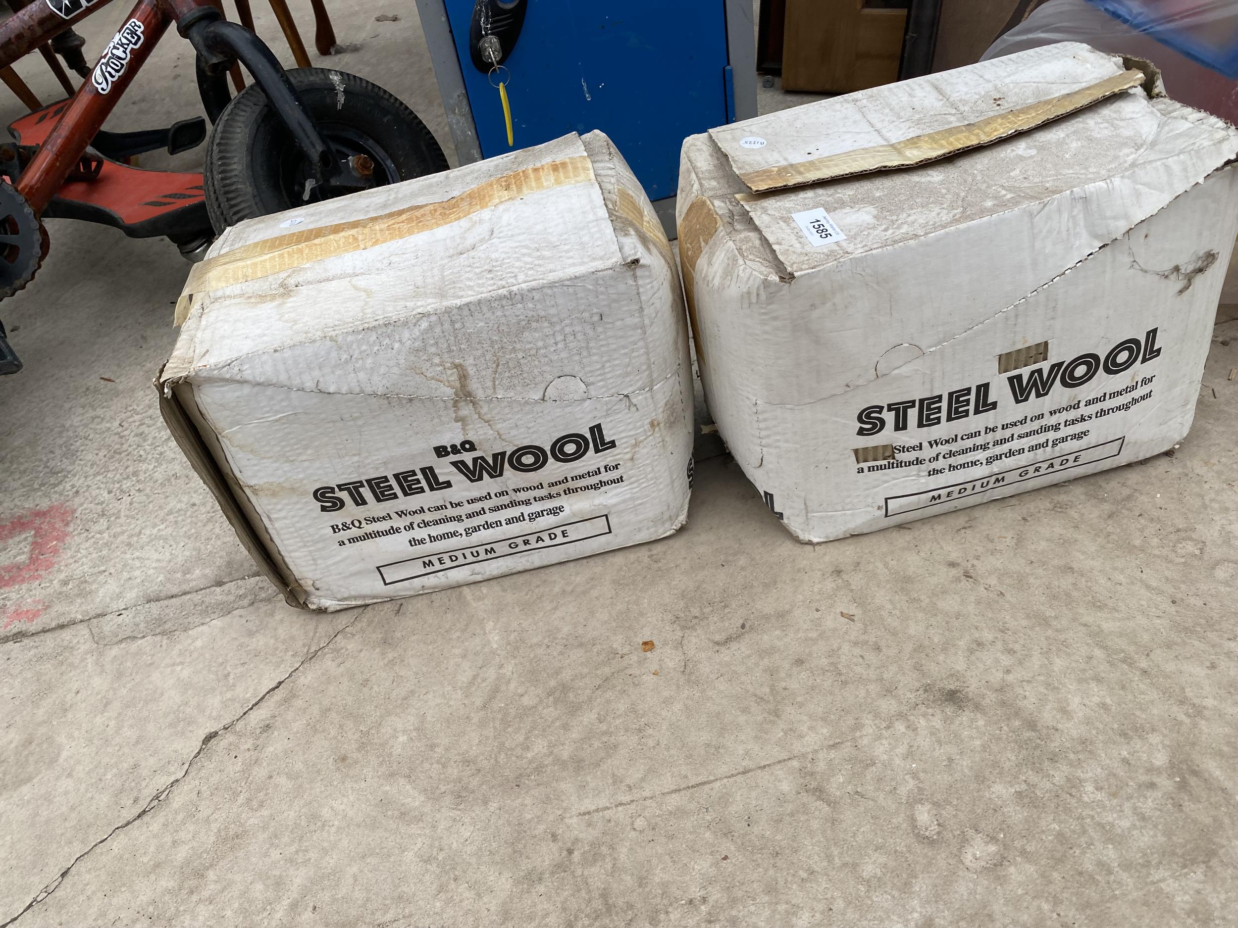 A LARGE QUANTITY OF WIRE WOOL