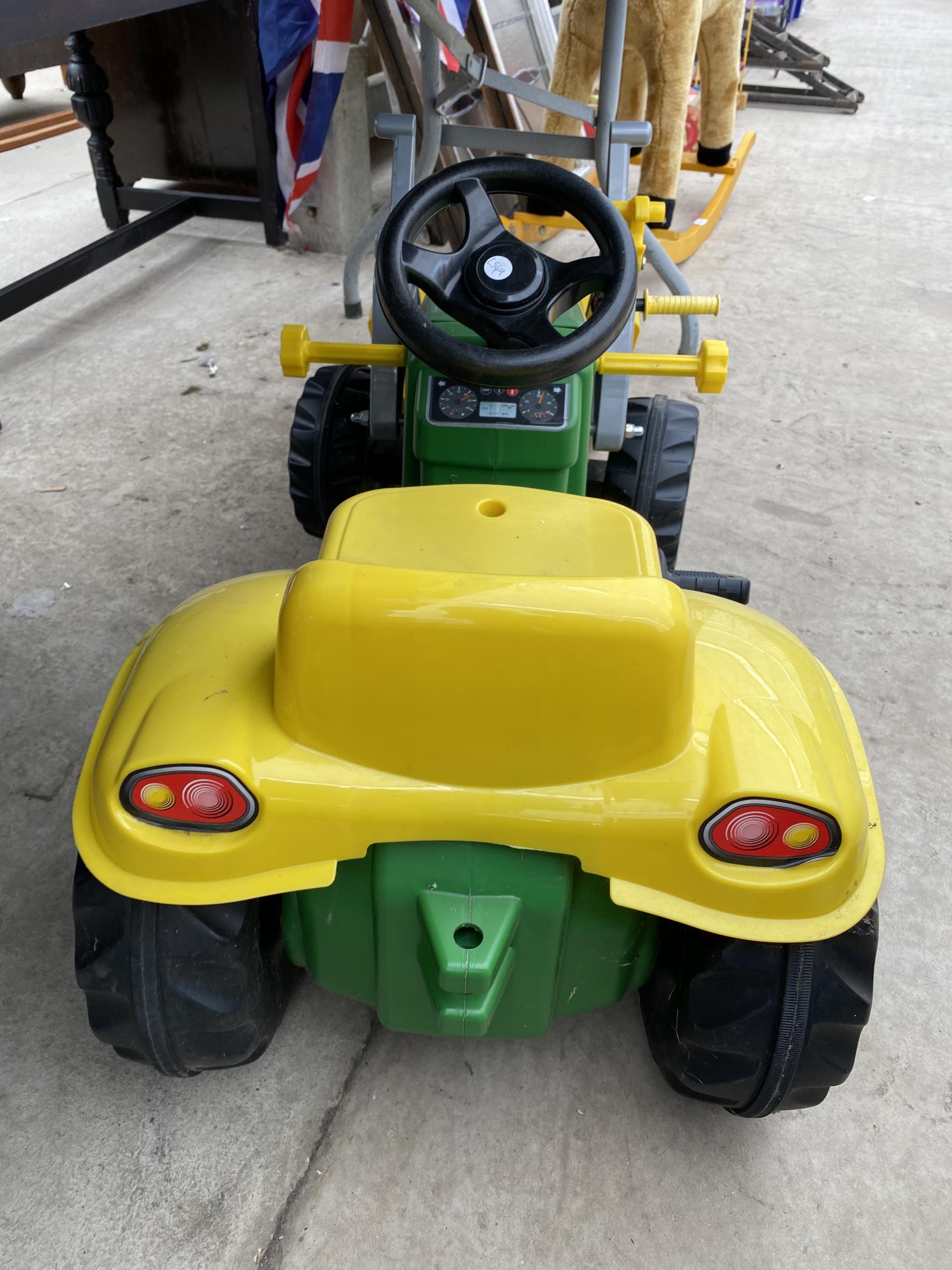 A JOHN DEERE PEDDLE TRACTOR - Image 4 of 4