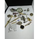 VARIOUS MISCELLANEOUS ITEMS TO INCLUDE BROOCHES, BADGES, WHISTLE, RINGS ETC