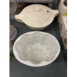 A LARGE ART DECO STYLE TUREEN PLUS A LARGE VINTAGE STONEWARE JELLY MOULD