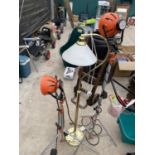 THREE VARIOUS LAMPS TO INCLUDE TWO TRIPOD WORK LIGHTS AND A STANDARD LAMP