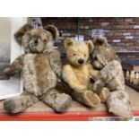 THREE VINTAGE TEDDY BEARS WITH ARTICULATED LIMBS - ONE WITH GROWLER, NOT WORKING