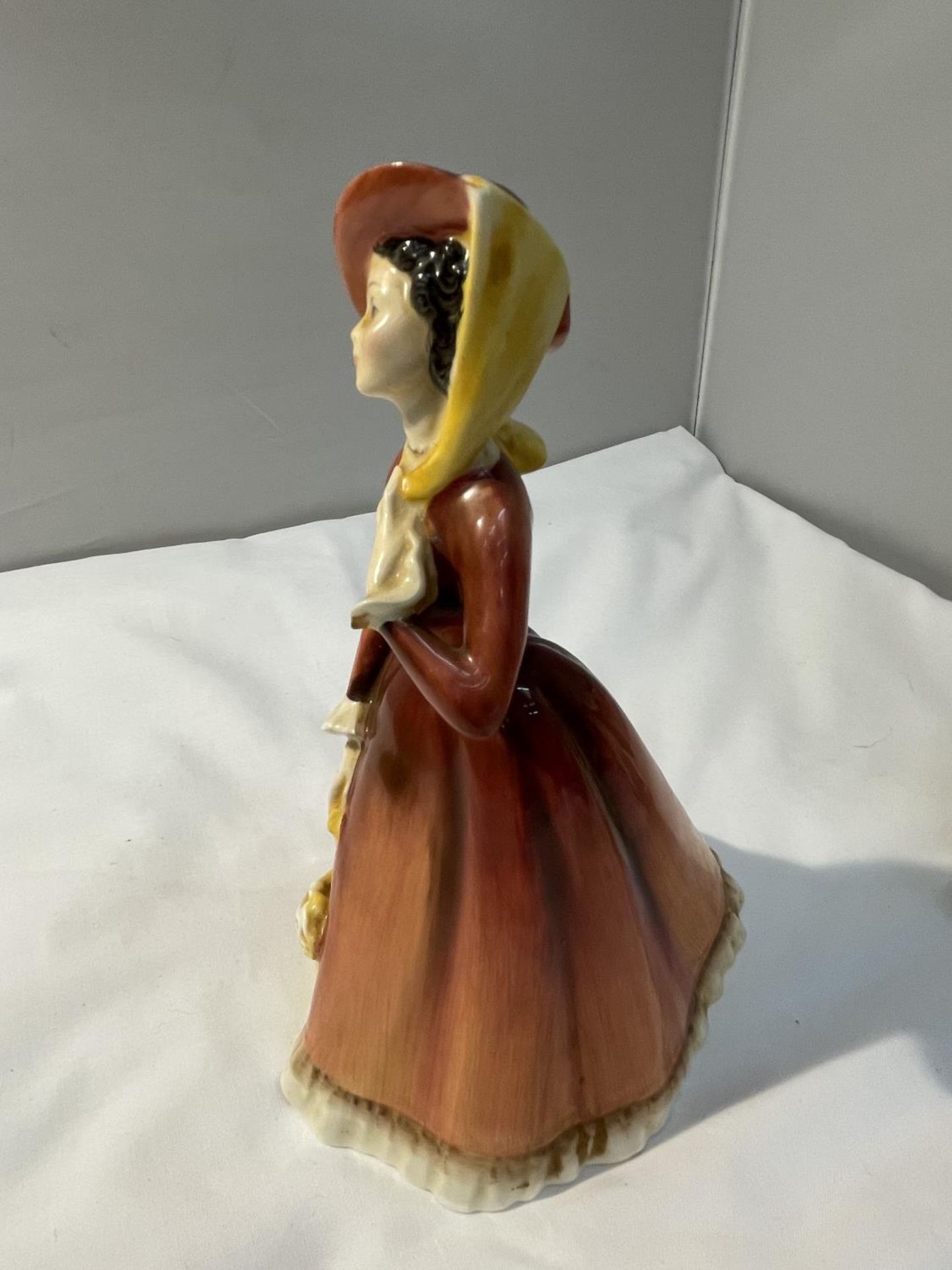 TOW ROYAL DOULTON FIGURES TO INCLUDE ELEGANCE HN2264 AND JULIA HN2705 (SECONDS) - Image 2 of 7