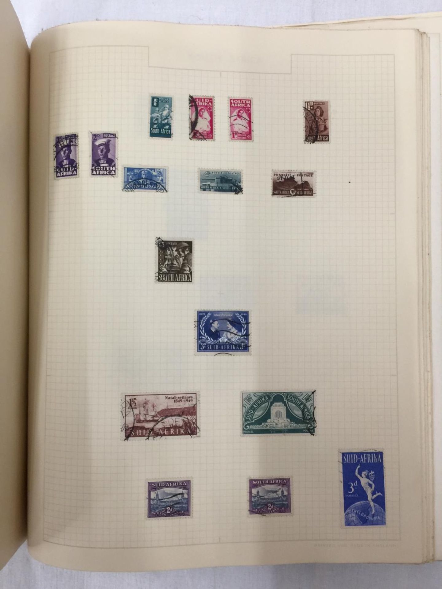 A COLLECTION OF BRITISH COMMONWEALTH STAMPS IN TWO VOLUMES FROM CANADA TO ZANZIBAR - Image 6 of 6