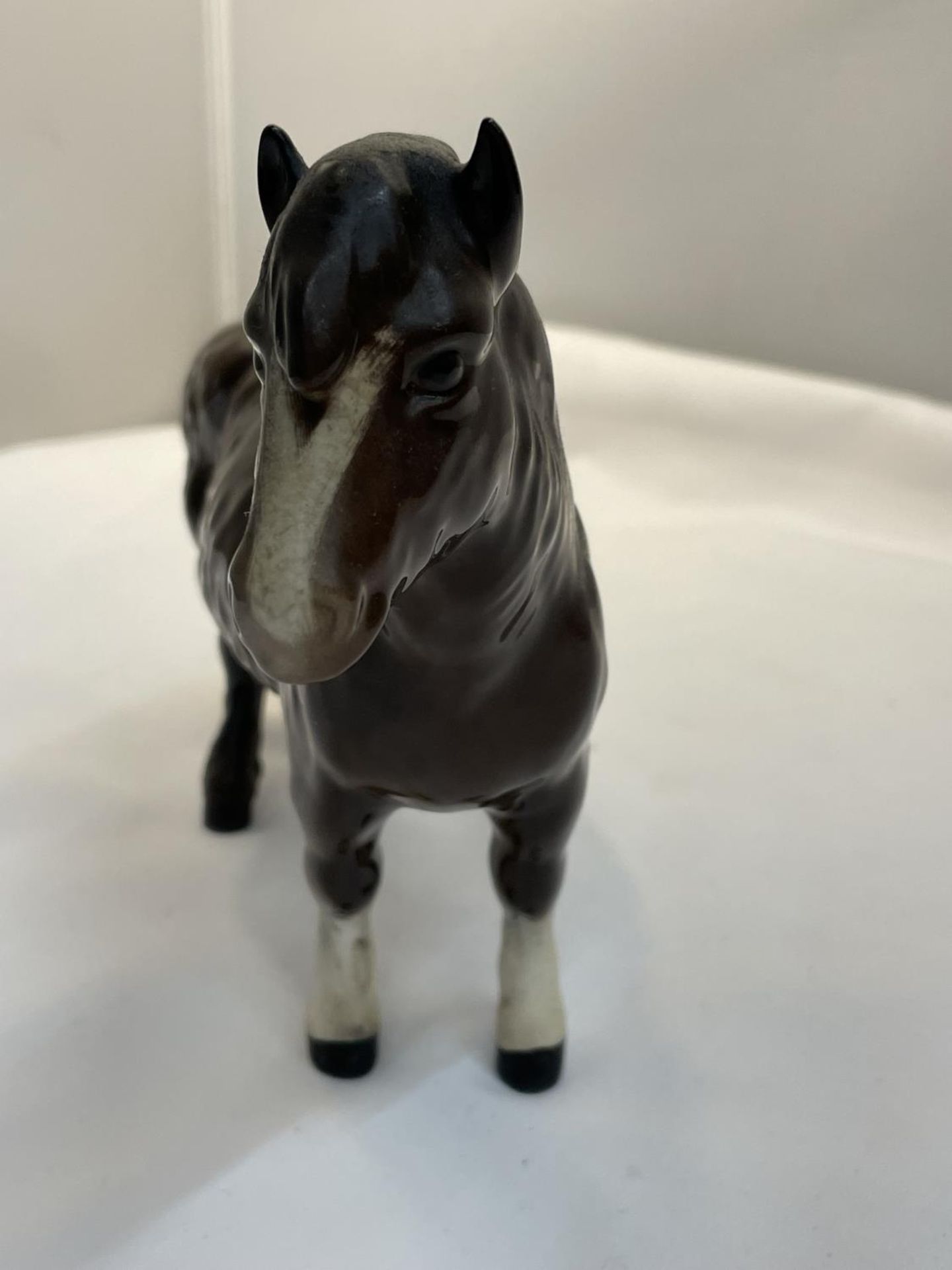 A ROYAL DOULTON BAY GLOSS SHETLAND PONY - Image 2 of 4