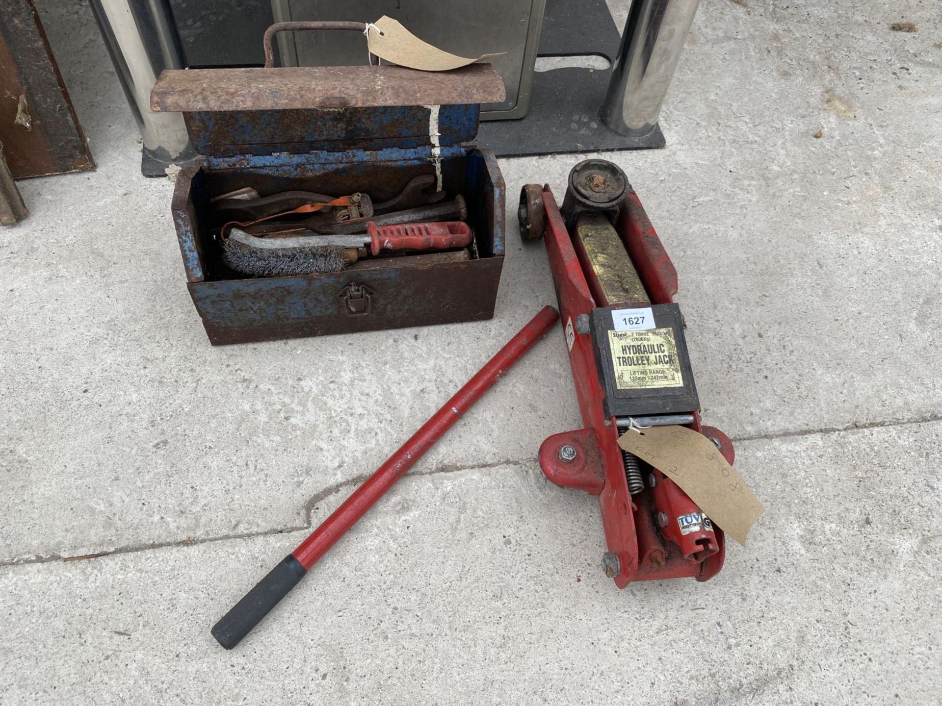A TWO TONNE TROLLEY JACK AND A TOOL BOX WITH AN ASSORTMENT OF TOOLS