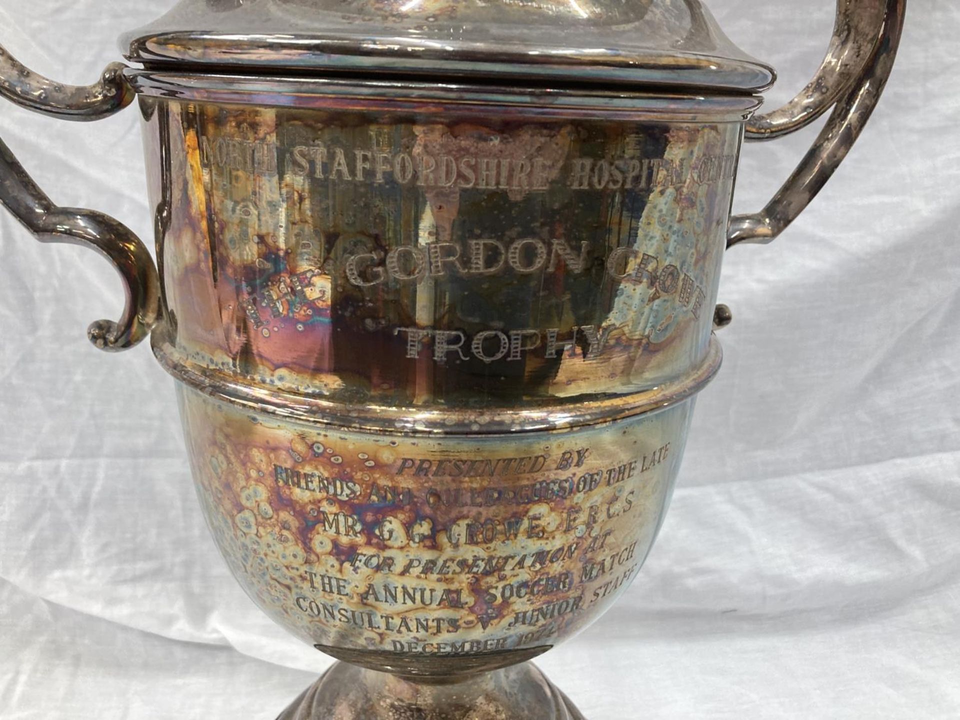 A LARGE SILVER PLATED FOOTBALL TROPHY 'THE GORDON CROWE TROPHY' PRESENTED BY NORTH STAFFORDSHIRE - Image 3 of 6