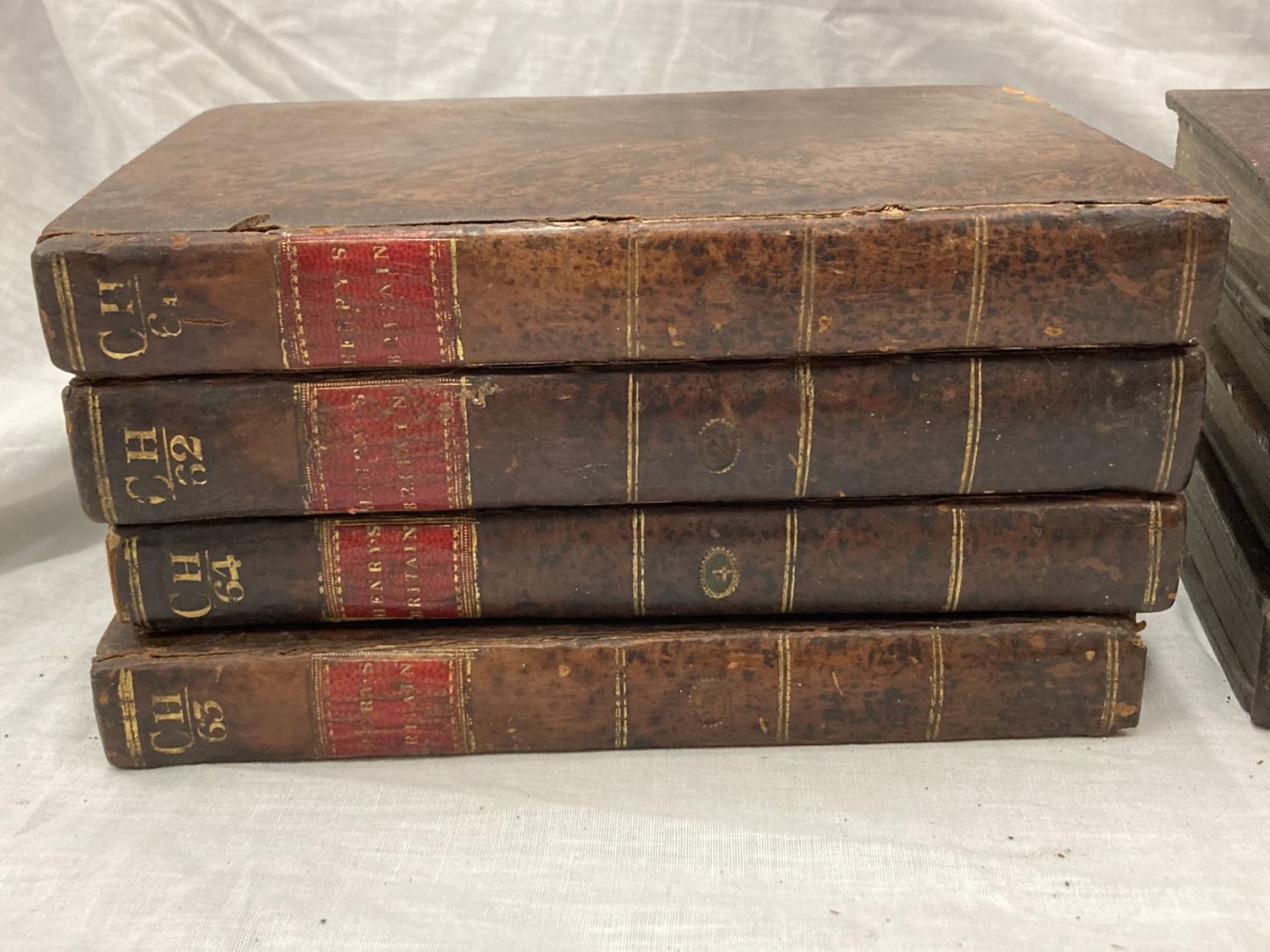 A COMPLETE TWELVE VOLUME HARDBACK COLLECTION OF THE HISTORY OF GREAT BRITAIN BY ROBERT HENRY WITH - Image 10 of 13