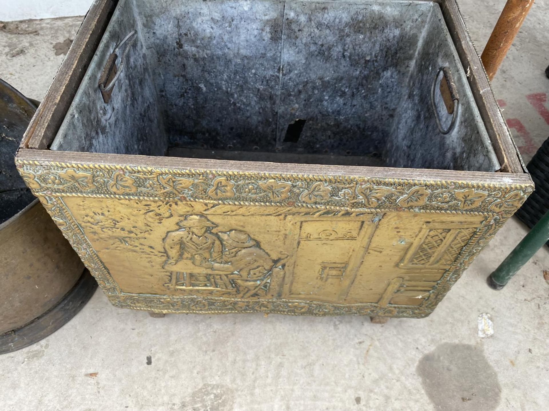 TWO BRASS PLANTERS, A BRASS COAL BUCKET AND A BRASS LOG BOX - Image 3 of 3