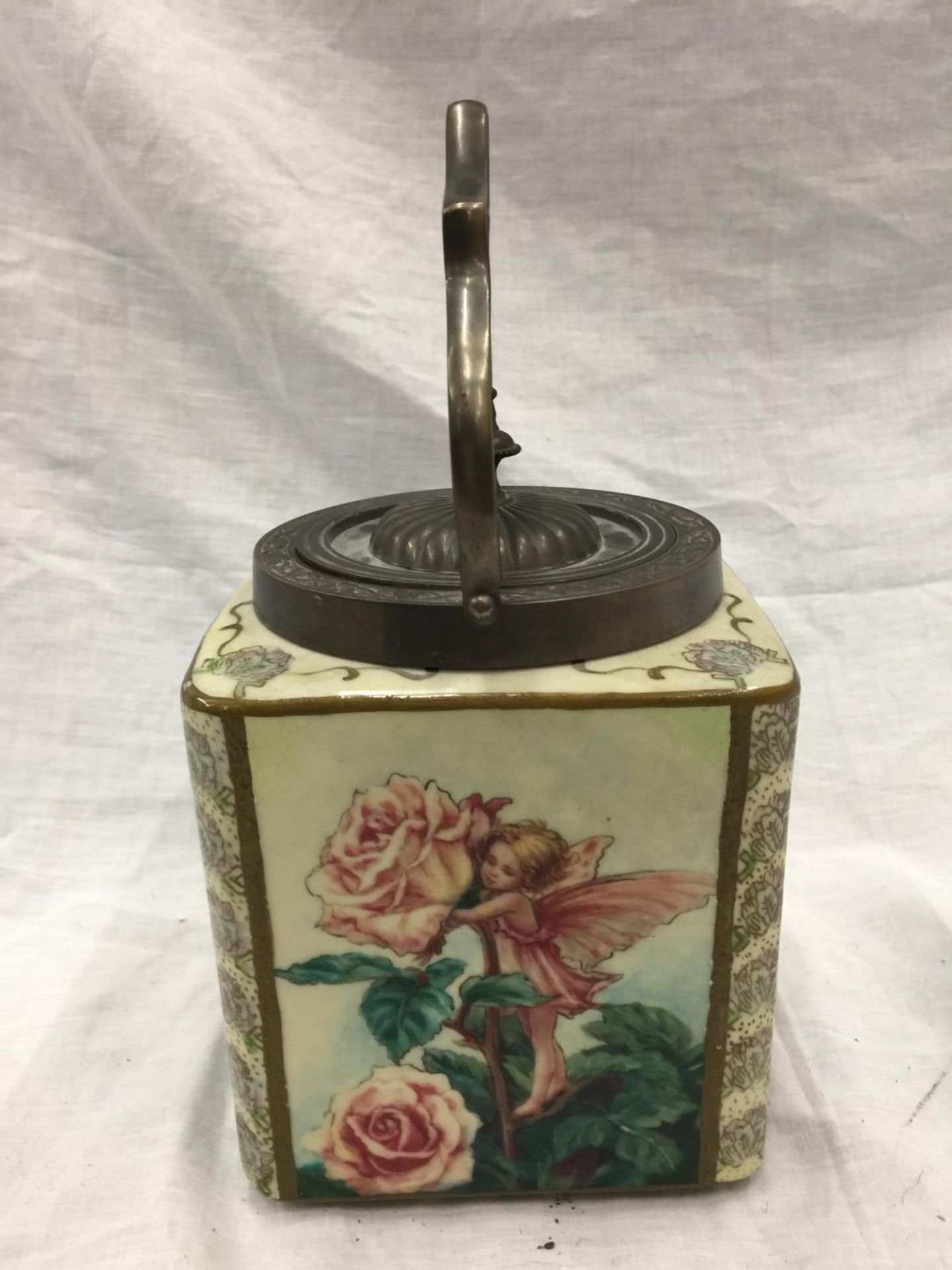 A BISCUIT BARREL WITH FAIRIES AND FLOWERS DESIGN TO PANELS AND A PEWTER LID AND HANDLE WITH CARLTONS - Image 2 of 6