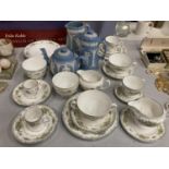 A QUANTITY OF WEDGWOOD CHINA TEAWARE TO INCLUDE CUPS, SAUCERS, BOWLS, PLATES, ETC, PLUS 'DUDSON'