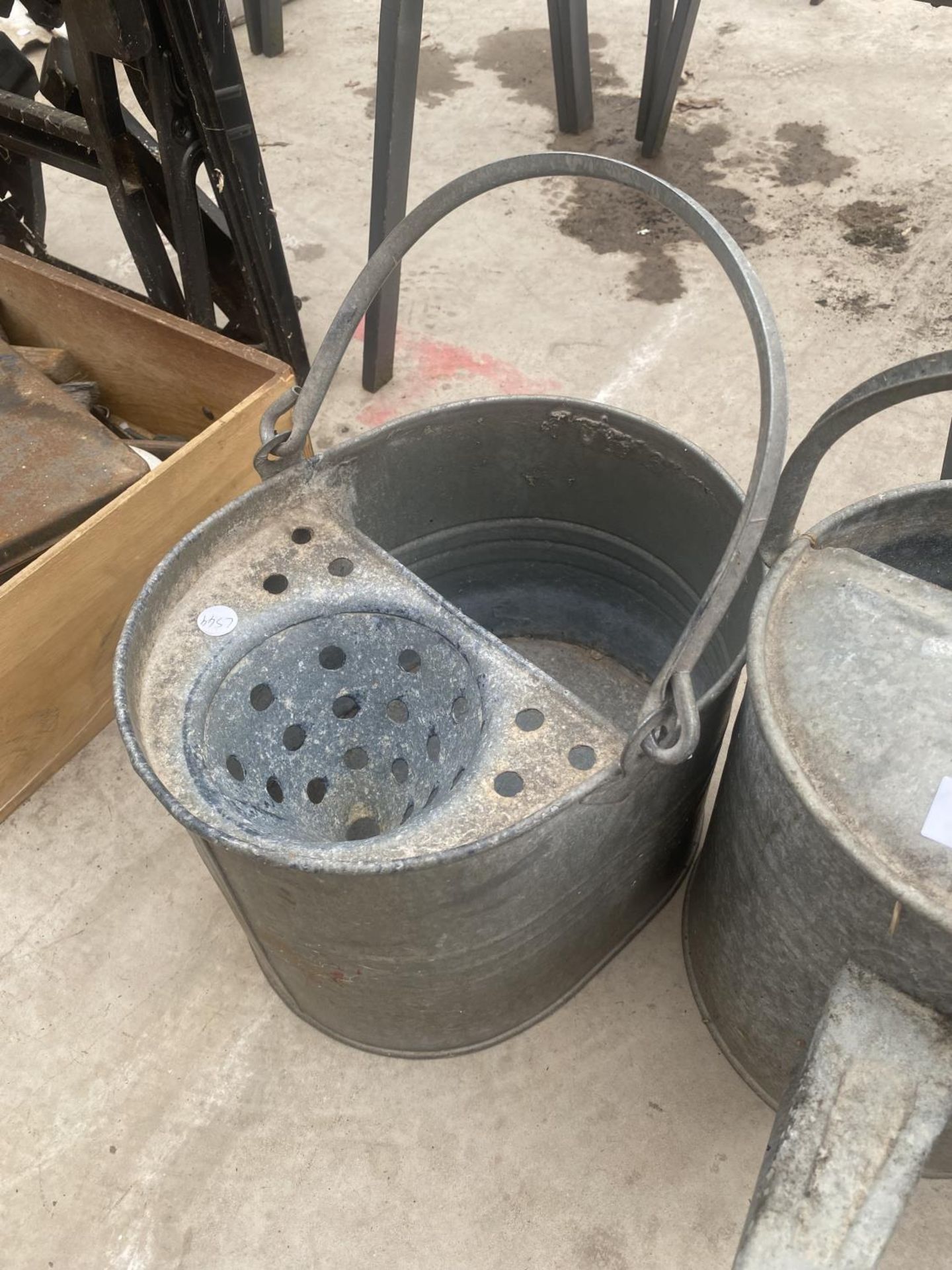 A GALVANISED MOP BUCKET AND A GALVANISED WATERING CAN - Image 2 of 3