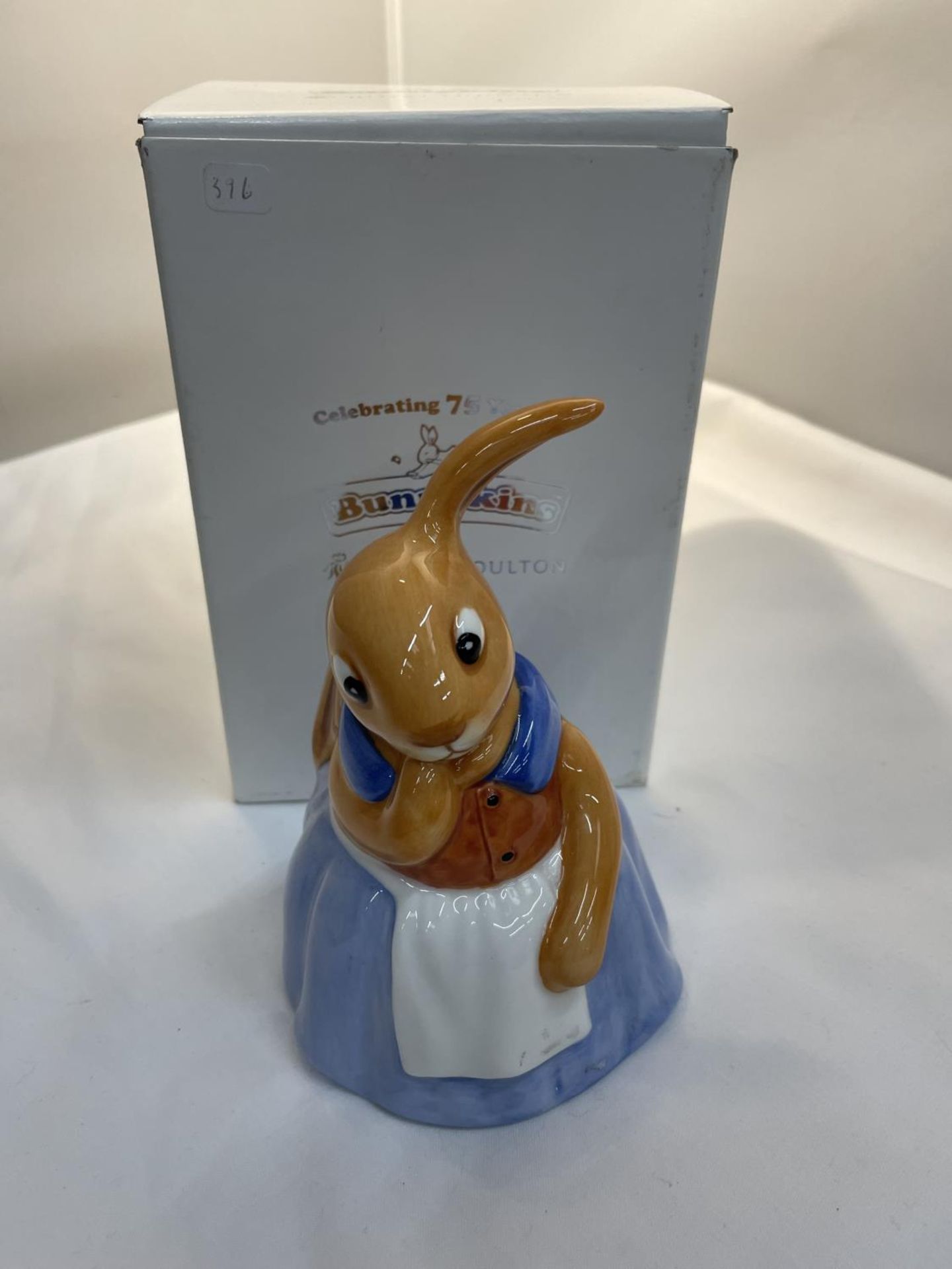 A BOXED LIMITED EDITION 242/500 ROYAL DOULTON BUNNYKINS FIGURE MARY BUNNYKINS