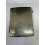 A HALLMARKED BIRMINGHAM SILVER CIGARETTE CASE