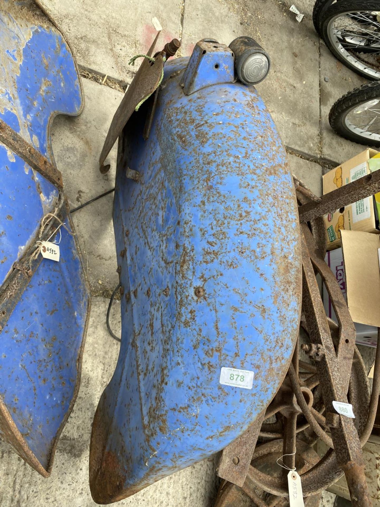2 REAR MUDGUARDS FOR LEYLAND MINI TRACTOR NO VAT - Image 2 of 4