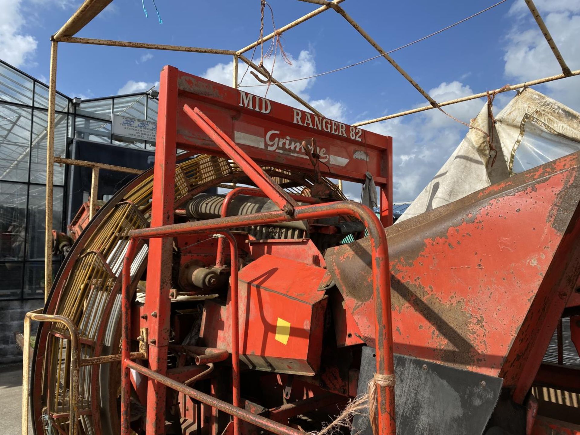 GRIMME MID RANGER SINGLE ROW POTATO HARVESTER + VAT - Image 2 of 2