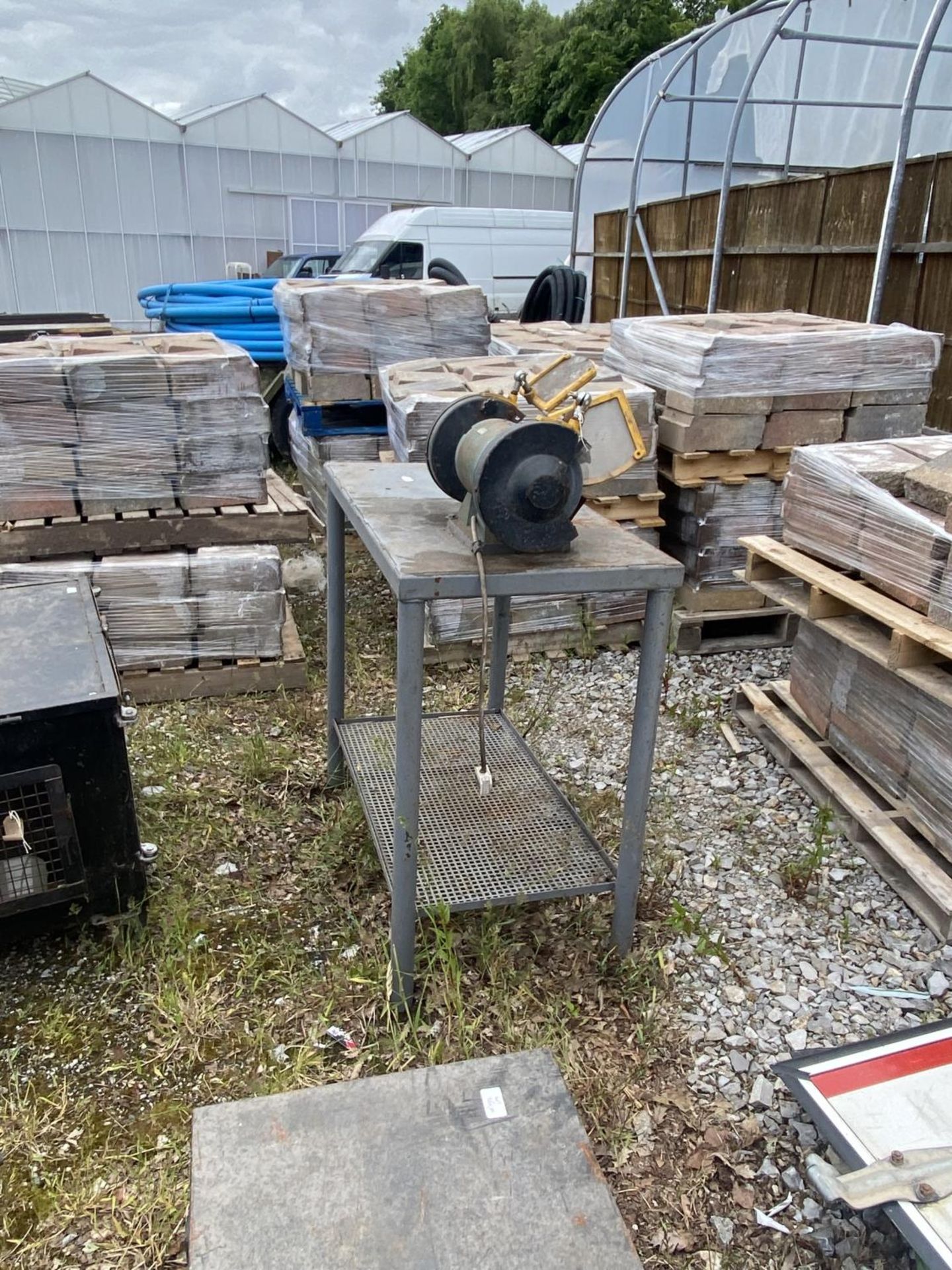 DOUBLE END BENCH GRINDER ON WORK BENCH 3'3" WIDE NO VAT - Image 2 of 3