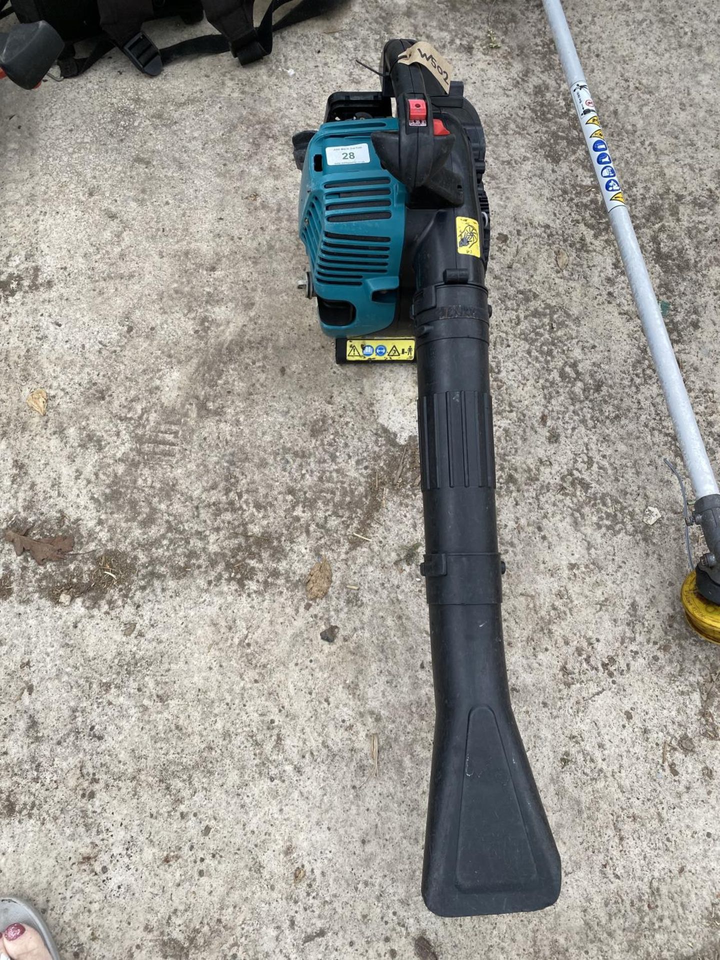 MAKITA BHX 2501 HAND HELD BLOWER + VAT