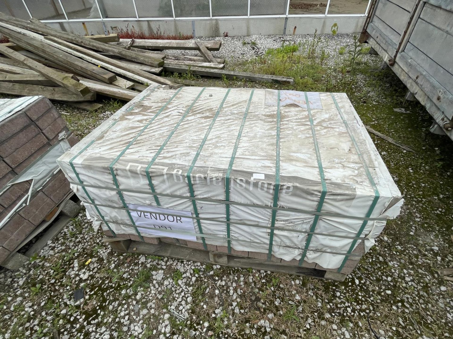 PALLET OF BARLEY PAVORS + VAT