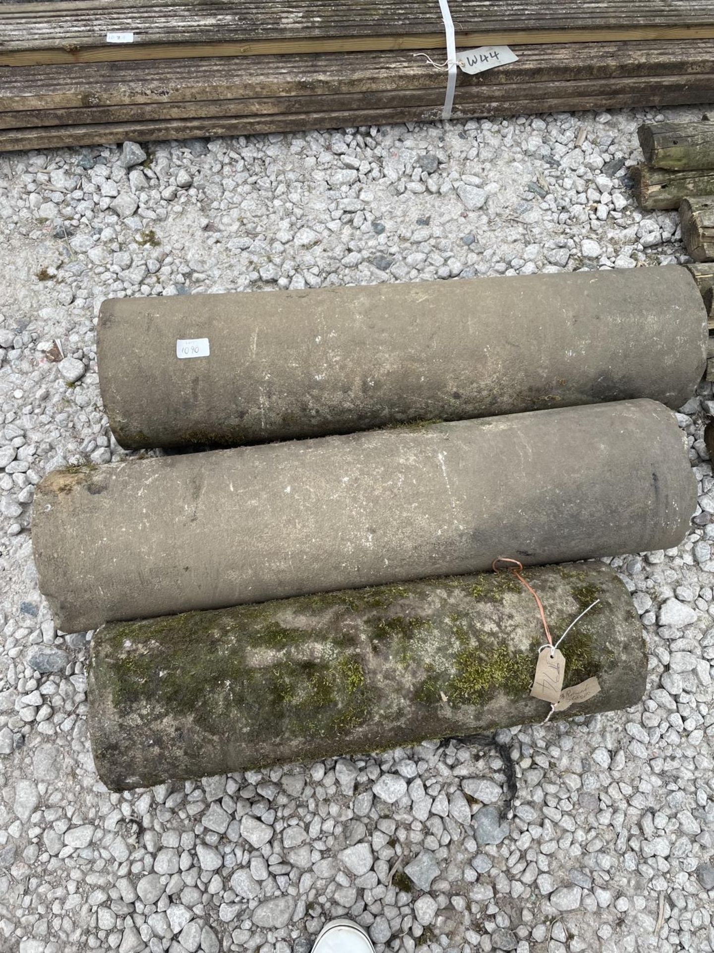 3 STONE ROLLERS NO VAT