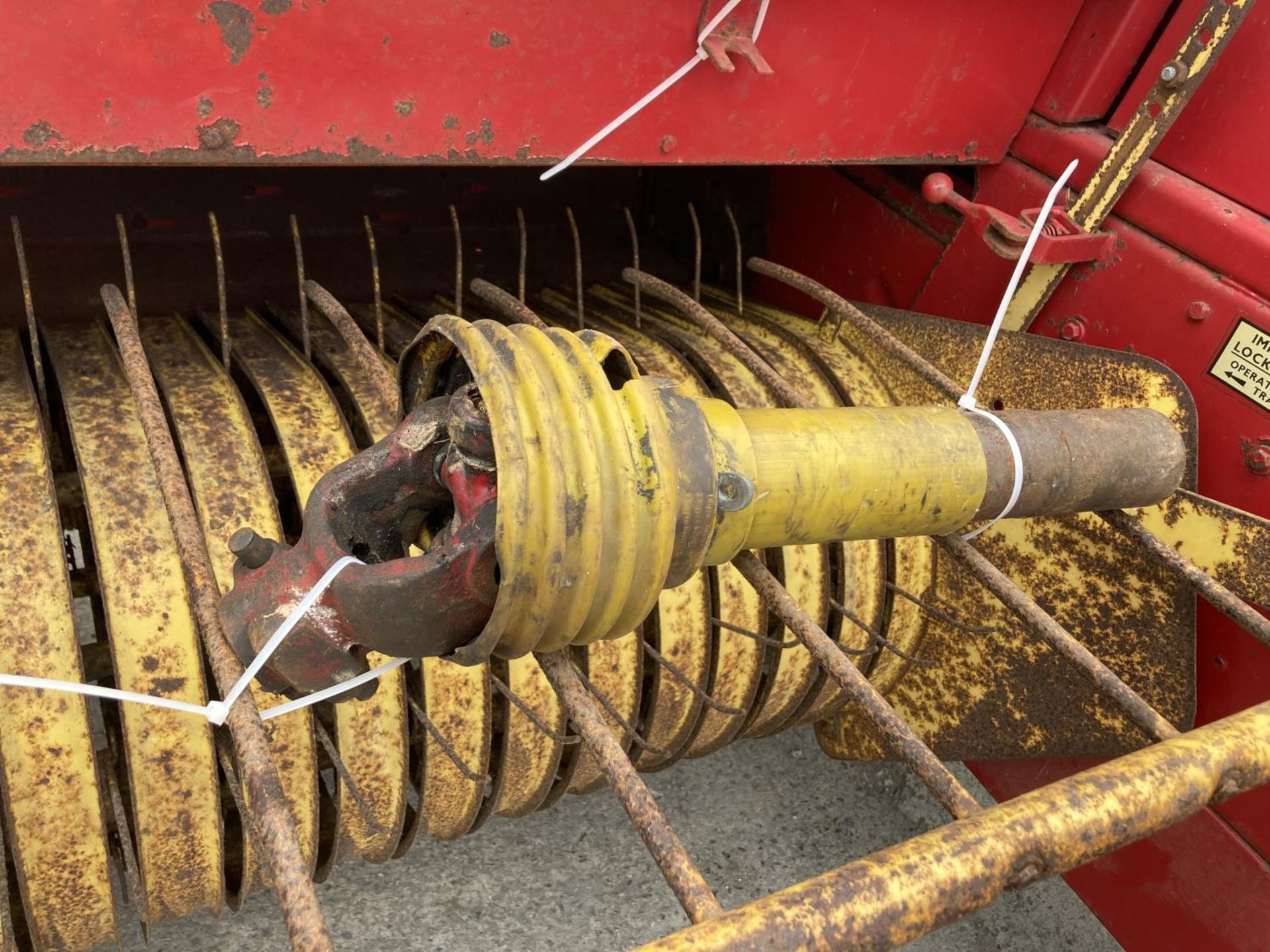 NEW HOLLAND BALER NO VAT - Image 5 of 5