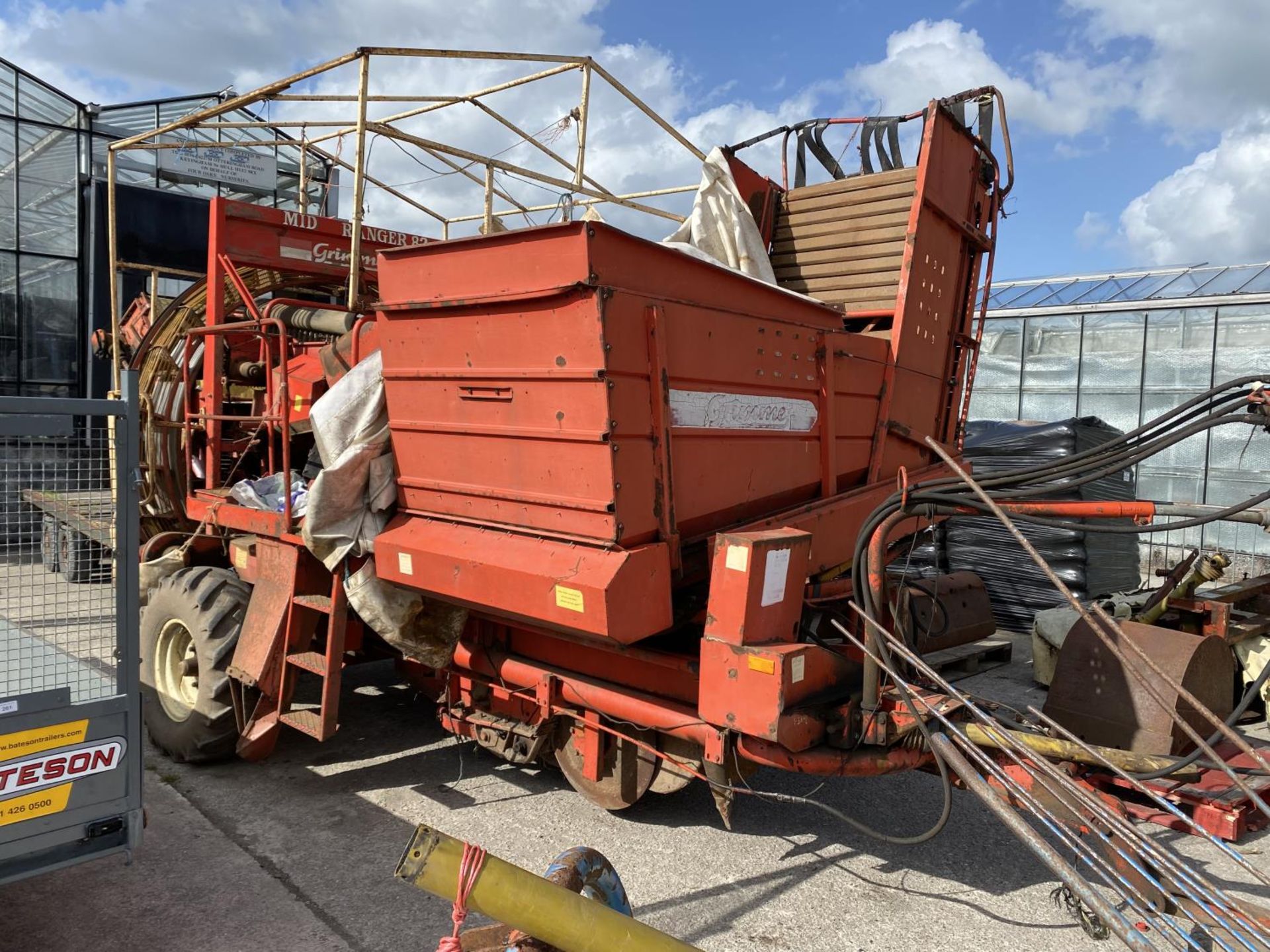 GRIMME MID RANGER SINGLE ROW POTATO HARVESTER + VAT