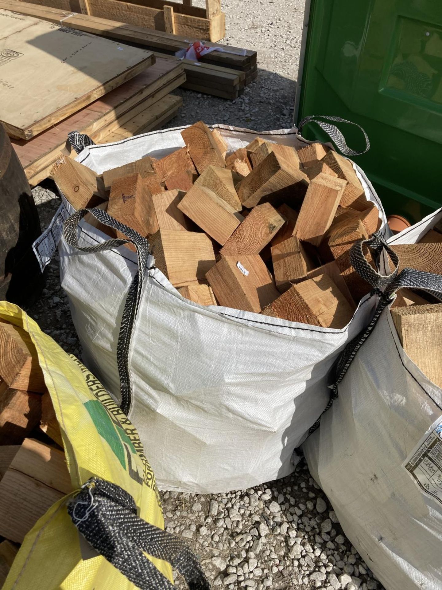 TOTE OF LOGS NO VAT