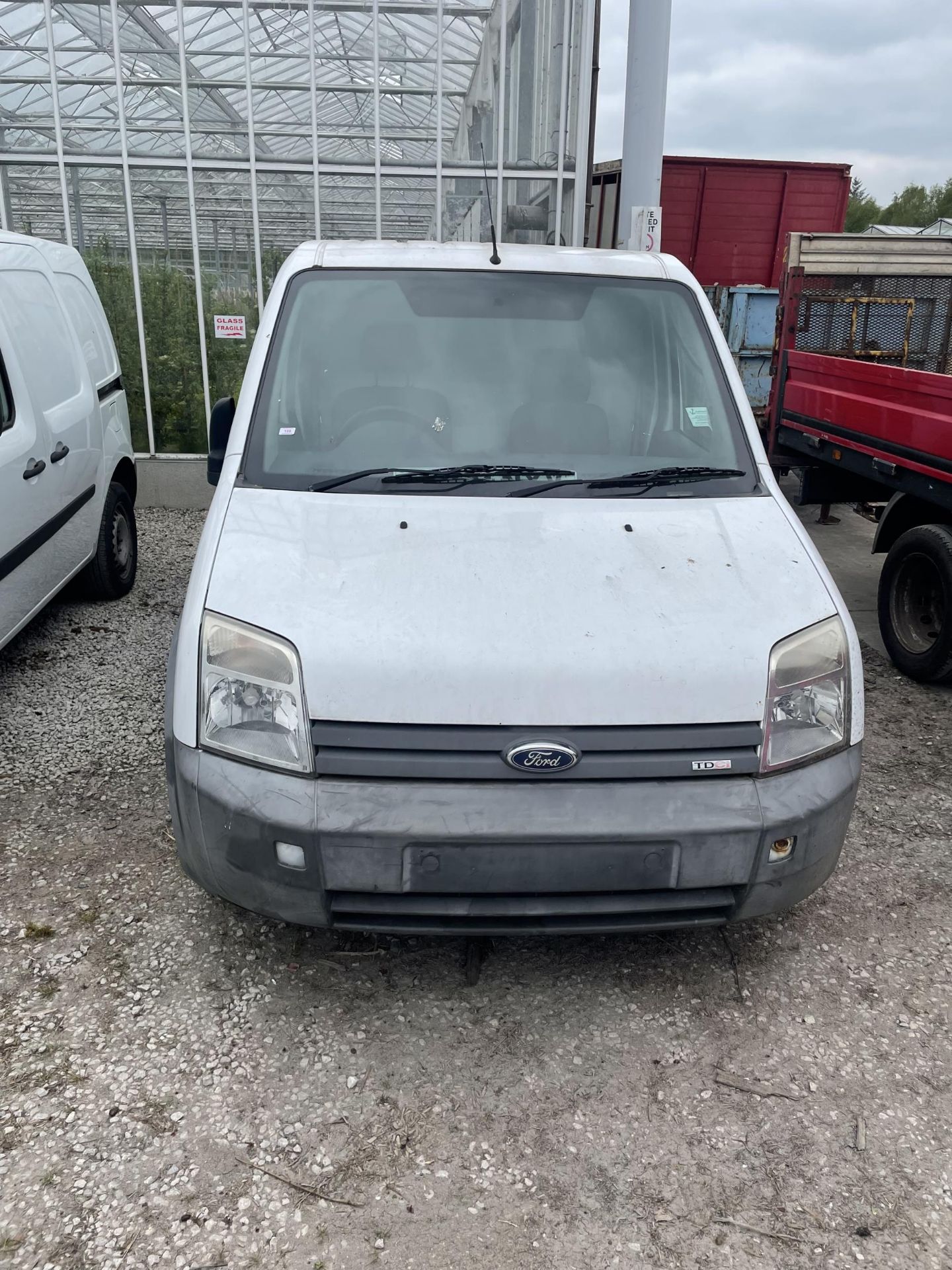 A FORD TRANSIT CONNECT TDCI NU58 NXV APPROX 90000 MILES SPARES OR REPAIR SOLD AS SEEN NO VAT - Image 3 of 7