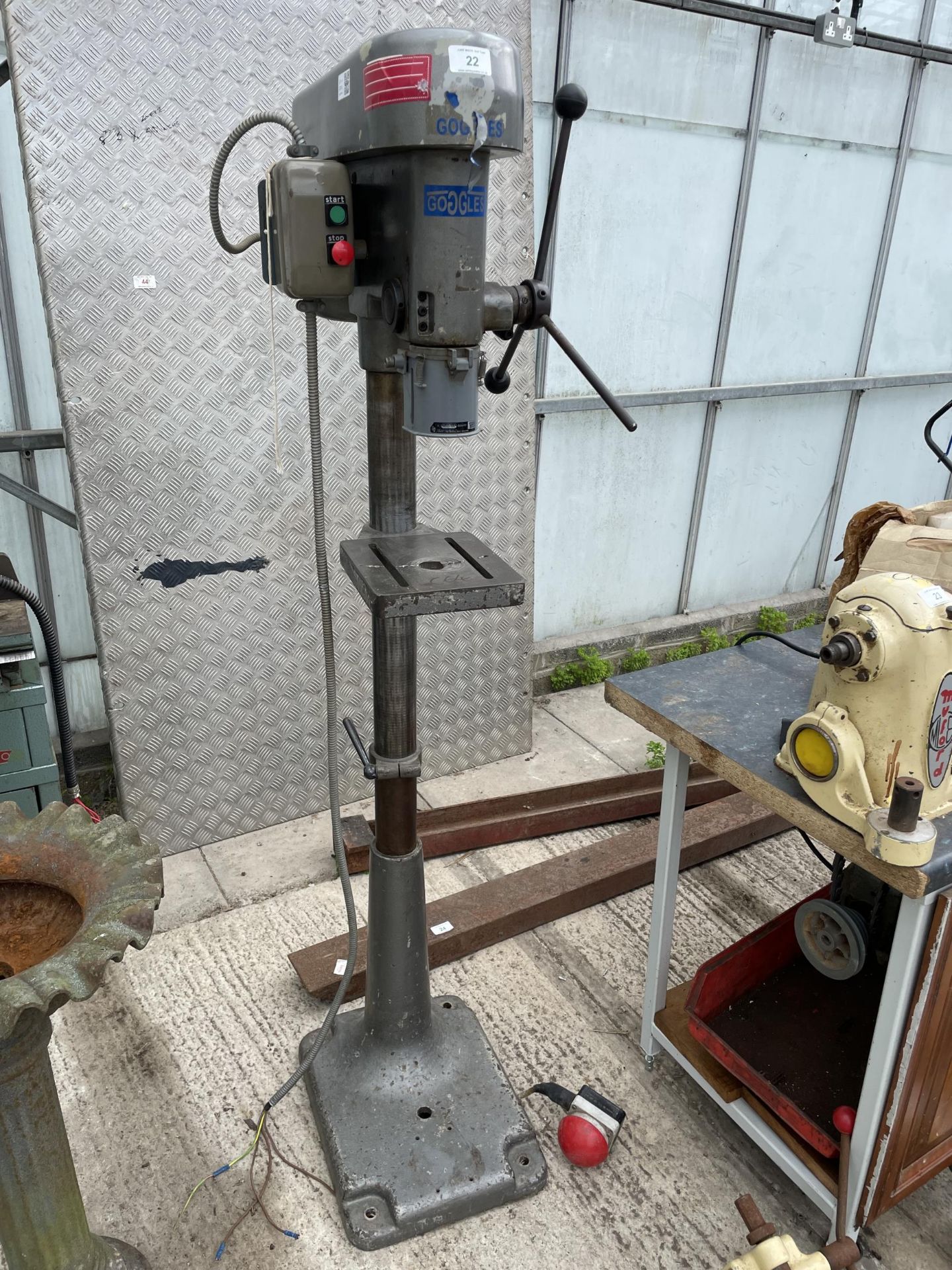 A GENKO PILLAR DRILL 3 PHASE NO VAT