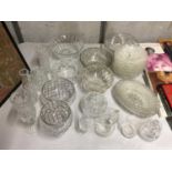 A QUANTITY OF GLASSWARE TO INCLUDE LEADED TUTBURY CRYSTAL, ROSEBOWLS, FRUIT BOWLS, JUGS ETC