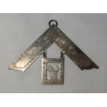 A HALLMARKED BIRMINGHAM SILVER MASONIC ITEM OF REWARD