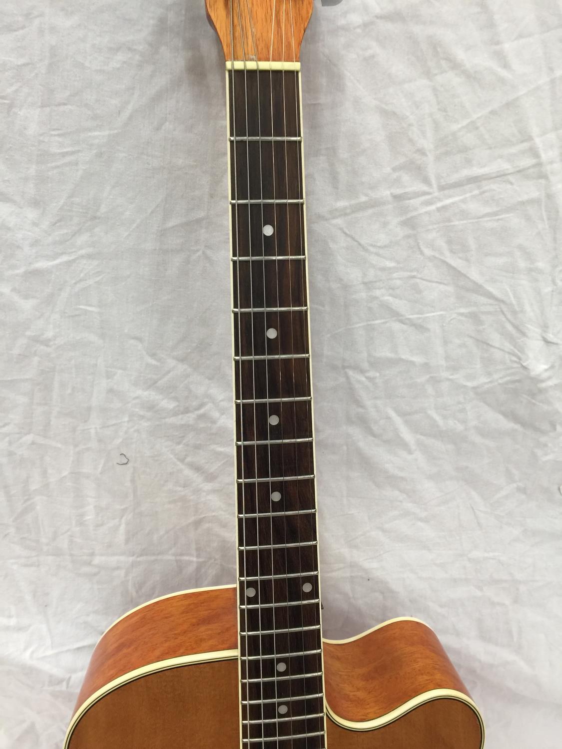 A TANGLEWOOD NASHVILLE SEMI ACOUSTIC GUITAR - Image 7 of 15