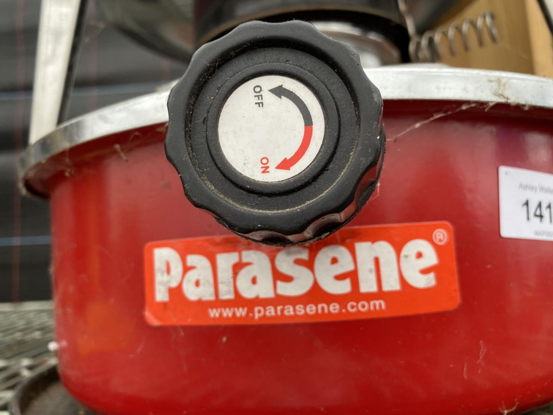 A PARASENE PARAFIN HEATER - Image 2 of 2