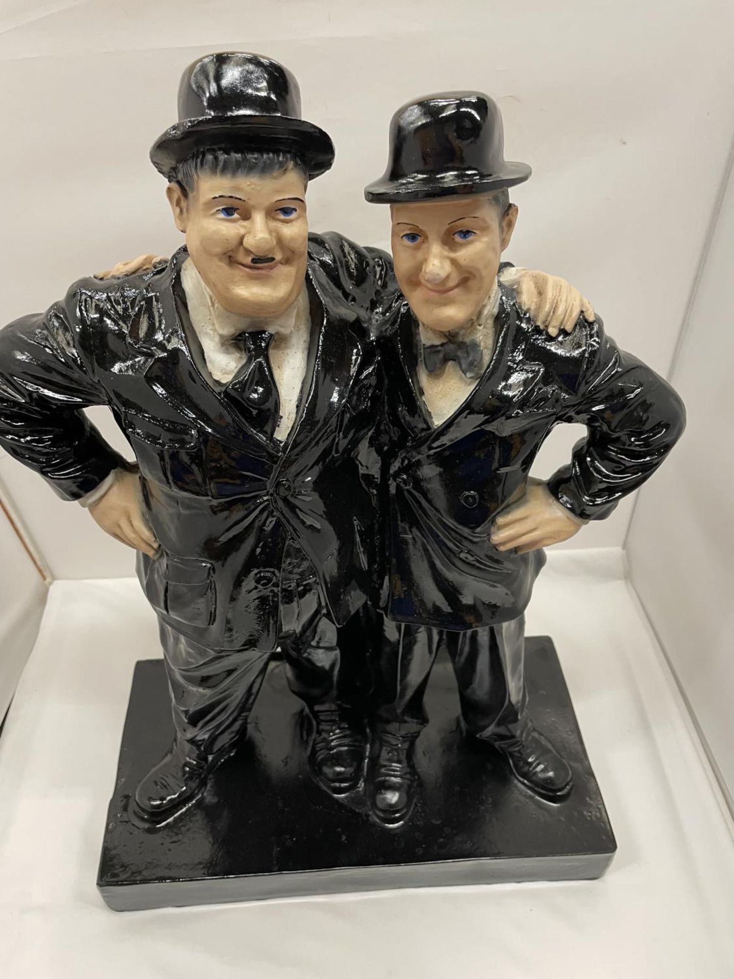 A LARGE LAUREL AND HARDY FIGURE HEIGHT 56CM