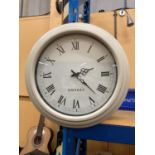 A VINTAGE STYLE BATTERY OPERATED WALL CLOCK DIAMETER APPROX 52CM